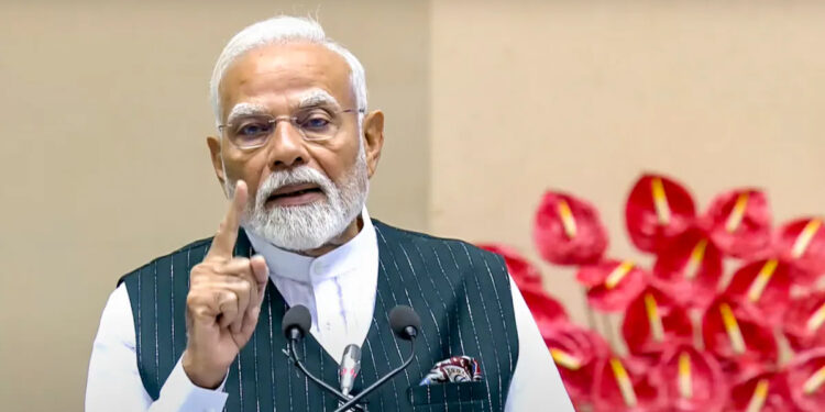 மழைக்கால கூட்டத் தொடர் முன்னிலையில் பிரதமர் மோடி முக்கிய உரை