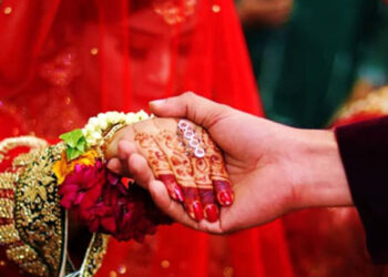 திருமணத்திற்குப் பிறகு மதம் மாற்றம் செய்யப்பட்டதாக கணவர் புகார்