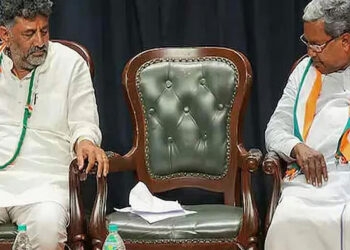 கர்நாடக அரசியலில் மீண்டும் முதல்வர் யுத்தம் !