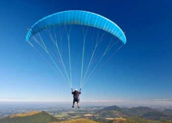 பாராகிளைடிங் விபத்தில் குஜராத் சுற்றுலாப் பயணி உயிரிழப்பு!