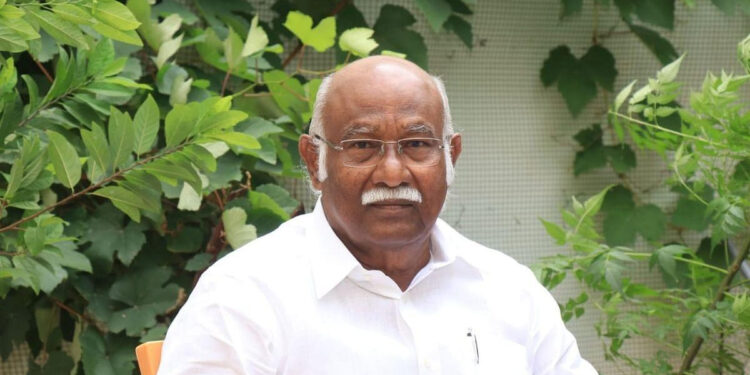 முன்னாள் அமைச்சர் அன்வர் ராஜா தி.மு.க.வில் இணைந்தார்