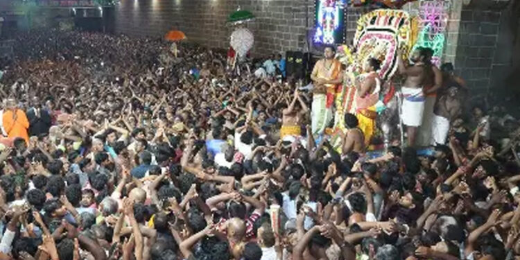 திருவையாறு ஐயாறப்பர் கோவிலில் அப்பர் கயிலை காட்சி விழா கோலாகலம் – ஆயிரக்கணக்கான பக்தர்கள் தரிசனம்