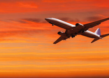 ரஷ்யாவில் பயணிகள் விமானம் விபத்து : பயணிகள் 46 பேர் கதி என்ன ?