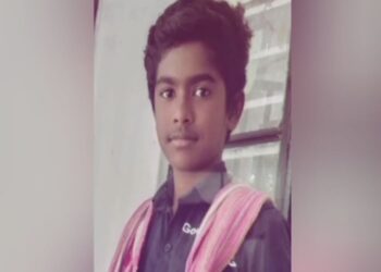 மாணவன் தற்கொலை – உறவினர்கள் போராட்டம், பஸ்சுக்கு தீ வைத்தது யார்?