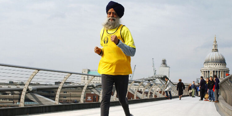 114 வயதான மாரத்தான் வீரர் ஃபெளஜா சிங் சாலை விபத்தில் உயிரிழப்பு : கனடாவைச் சேர்ந்த டிரைவர் கைது