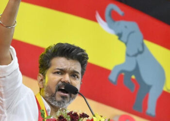 த.வெ.க. செயற்குழு தீர்மானம் : முதல்வர் வேட்பாளராக விஜய் அறிவிப்பு – 2026 தேர்தலில் மும்முனை போட்டி உறுதி