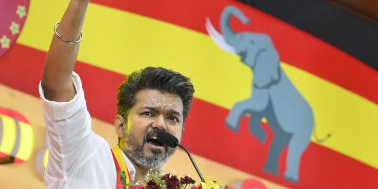 த.வெ.க. செயற்குழு தீர்மானம் : முதல்வர் வேட்பாளராக விஜய் அறிவிப்பு – 2026 தேர்தலில் மும்முனை போட்டி உறுதி