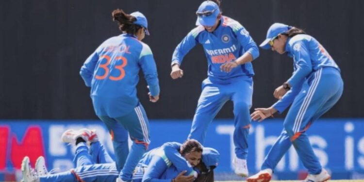 ஒரு நாள் கிரிக்கெட் போட்டி – இந்திய மகளிர் அணி அபார வெற்றி