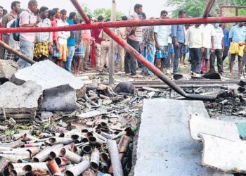 தூத்துக்குடி பட்டாசு ஆலை விபத்து; திமுக நிர்வாகி பலி: முதல்வர் நிதியுதவி அறிவிப்பு