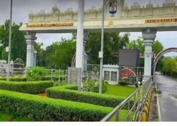 மனோன்மணியம் சுந்தரனார் பல்கலைக்கழகம் மூடல்: மாணவர் மோதலால் பரபரப்பு!