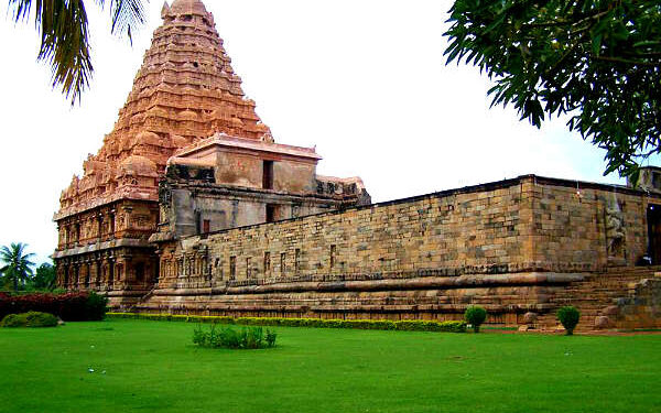 அருள்மிகு பிரகதீஸ்வரர் திருக்கோயில்