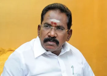 எங்களுக்கு யாரும் எஜமானர்கள் கிடையாது –  செல்லூர் ராஜு