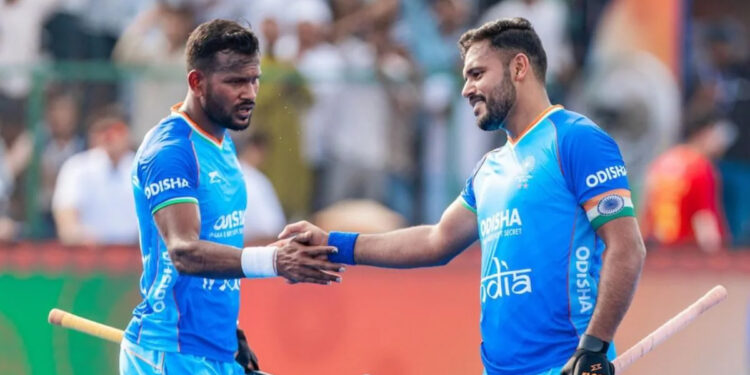 ஆசியக் கோப்பை ஹாக்கி : சீனாவை வீழ்த்தி வெற்றியுடன் தொடங்கியது இந்தியா