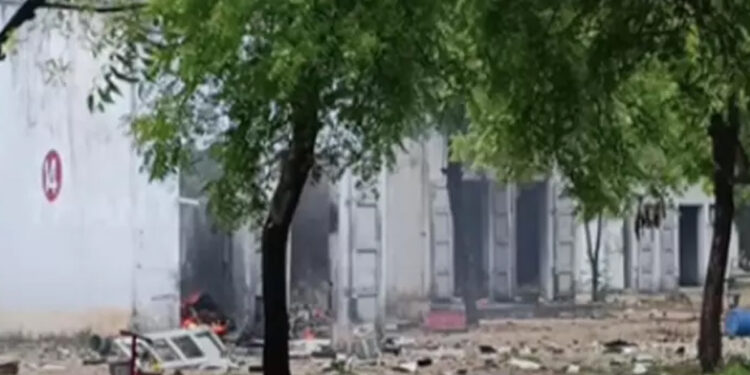 சிவகாசி அருகே சட்டவிரோத பட்டாசு தயாரிப்பு – வெடி விபத்தில் 3 பேர் பலி