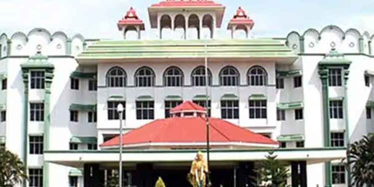 சொத்து வரி நிர்ணயத்தில் முறைகேடு ? – தமிழகமெங்கும் ஆய்வு செய்ய உயர்நீதிமன்ற மதுரைக் கிளை உத்தரவு