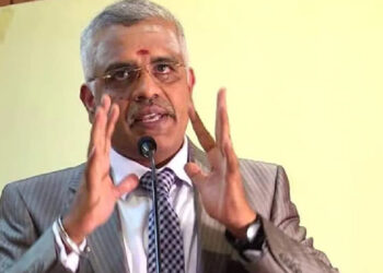 “இட ஒதுக்கீட்டால் பயன் பெற்றவர்கள் அடுத்தவர்களுக்கு வாய்ப்பு கொடுக்க வேண்டும்” – நீதிபதி ஆனந்த் வெங்கடேஷ்