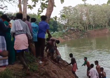 மணல்மேடு அருகே கும்கி மண்ணி ஆற்றில் குளிக்க சென்ற சிறுவன் நீரில் மூழ்கி உயிரிழப்பு