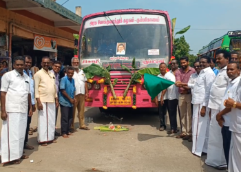 புதிய பேருந்து சேவையை சட்டமன்ற உறுப்பினர் பன்னீர்செல்வம் கொடி அசைத்து தொடங்கி வைத்தார்