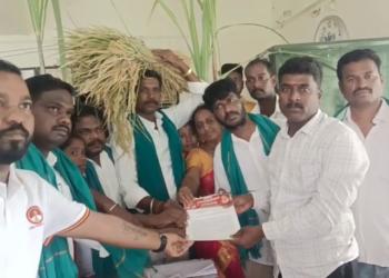 நந்தன் கால்வாய் திட்டம் விரைந்து முடிக்கTVK-சார்பில் வட்டாட்சியர் அலுவலகம் முன்பு கண்டனஆர்ப்பாட்டம்