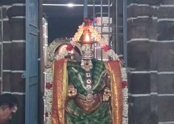 தான்தோன்றீஸ்வரர் ஆலயத்தில் ஆடி செவ்வாய் கிழமையை முன்னிட்டு உலக நன்மை வேண்டி திருவிளக்கு பூஜை