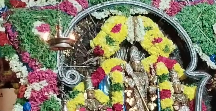 தருமபுரம் ஆதீன மடாதிபதி முன்னிலையில் சிறப்பு அபிஷேக ஆராதனை