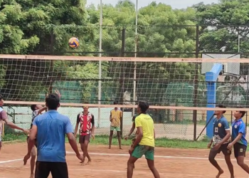 ஈஷா புத்துணர்வு கோப்பை 2025 காண விளையாட்டு போட்டி வாலிபால் போட்டிகள் துவங்கின 25 அணிகள் பங்கேற்பு