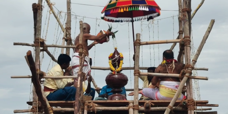 கொக்கூர் பழமை வாய்ந்த கைலாசநாதர் சுவாமி கோயிலில் 200 ஆண்டுகளுக்கு பின்னர் கும்பாபிஷேகம்