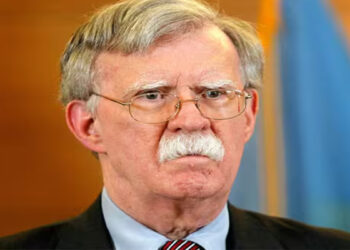 ரஷ்யா, சீனாவுடன் இந்தியா நெருங்கும் அபாயம் : டிரம்புக்கு அமெரிக்க முன்னாள் அதிகாரியின் எச்சரிக்கை