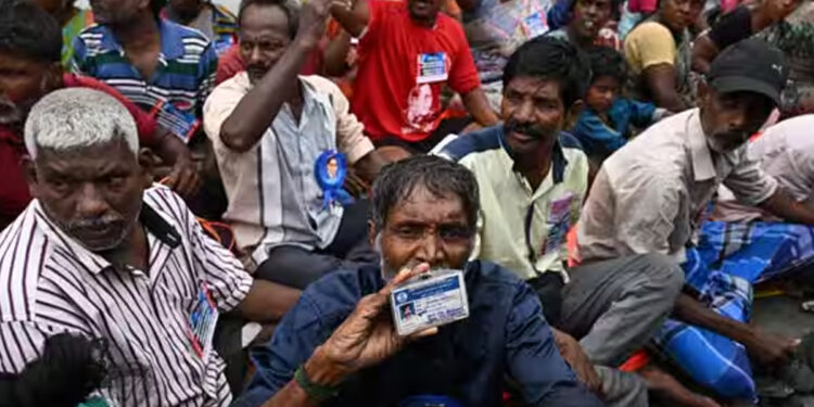 அமைச்சர்களுடன் தூய்மைப் பணியாளர்கள் பேச்சு தோல்வி