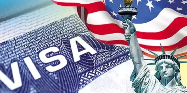 அமெரிக்காவில் வெளிநாட்டினர் ஆவணங்கள் ஆய்வு: விசா ரத்து நடவடிக்கை தீவிரம்