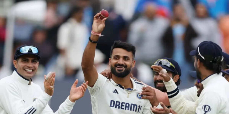 ஆகாஷ் தீப்பின் அரைசதம் ஒளிர, ஓவலில் இந்திய அணி வலிமையான பதிலடி !