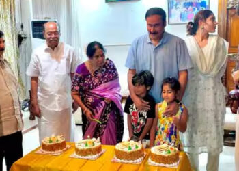 தைலாபுரத்திற்கு திடீர் விசிட் செய்த அன்புமணி – ராமதாஸுடன் சமாதான முயற்சியா ?