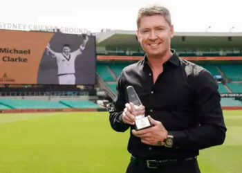 உலகக்கோப்பை வென்ற கேப்டனுக்கு புற்றுநோய்… மூக்கில் அறுவை சிகிச்சை.. கவலையில் ரசிகர்கள் !