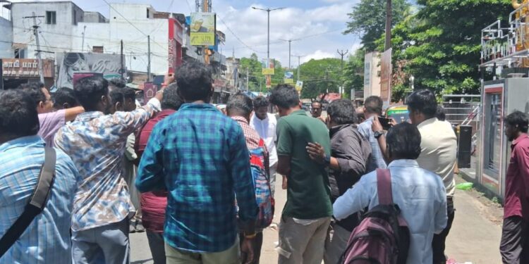 திண்டுக்கல்லில் டிடிவி தினகரன் உருவப்படம் எரிப்பு: அரசியலில் ஒரு வரலாற்றுச் சலசலப்பு