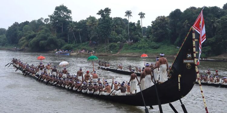 ஓணம் பண்டிகை: தூத்துக்குடி மீன்பிடித் துறைமுகத்தில் விசைப்படகுகள் நிறுத்தம் – பாரம்பரியத்தின் பிணைப்பும், பொருளாதார தாக்கமும்