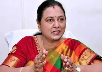 தூய்மை பணியாளர்களின் வயிற்றில் அடிக்கும் அரசு – பிரேமலதா விஜயகாந்த்