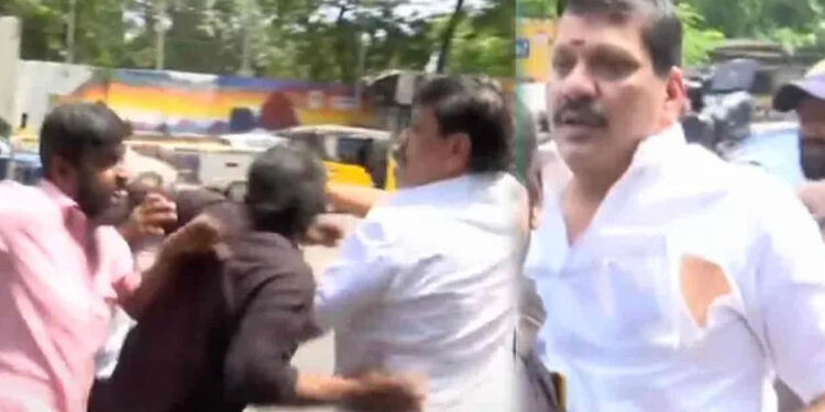 சென்னை டிஜிபி அலுவலகம் முன்பு புரட்சி தமிழகம் தலைவர் ஏர்போர்ட் மூர்த்தி மீது தாக்குதல் !