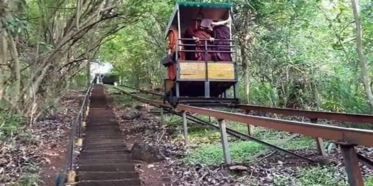 இலங்கையில் கேபிள் கார் விபத்து : 7 துறவிகள் பலி