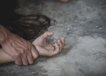 கர்நாடகாவில் 45 வயது பெண் கொலை : 17 வயது சிறுவன் கைது