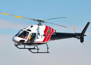 இந்தியர் உள்ளிட்ட 8 பேருடன் ஹெலிகாப்டர் மாயம் : இந்தோனேசியா ராணுவம் தீவிர தேடுதல்