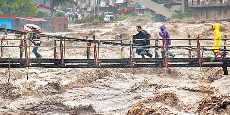உத்தராகண்டுக்கு ரெட் அலர்ட் ; கனமழை, நிலச்சரிவு அபாயம்
