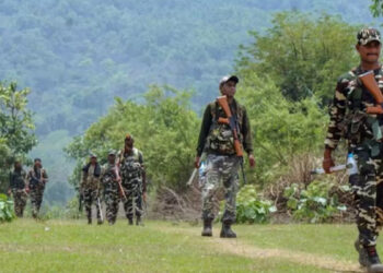 ஜார்க்கண்ட் கும்லாவில் நக்சலைட்டுகள் 3 பேர் எங்கவுண்டர் மூலம் பலி