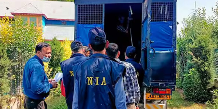 பயங்கரவாதிகளுக்கு நிதியுதவி : தமிழகம் உள்பட 5 மாநிலங்களில் என்ஐஏ சோதனை