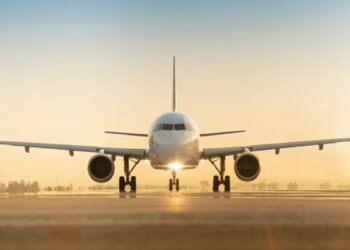 மூன்று மடங்கு உயர்ந்த விமான டிக்கெட் கட்டணம் : ஓணம் பண்டிகைக்கு முன் பயணிகள் அதிர்ச்சி !