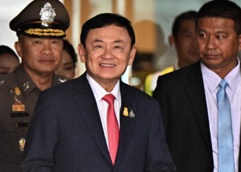 ஊழல் வழக்கு : முன்னாள் பிரதமர் தக்சின் சினவத்ராவுக்கு மீண்டும் ஓராண்டு சிறைத் தண்டனை