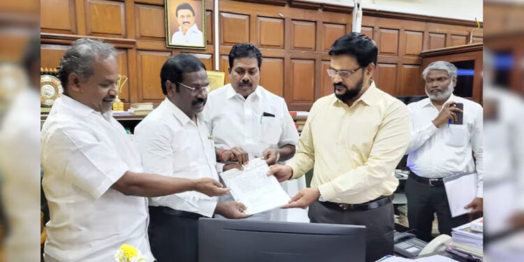 ஜி.கே.மணி பா.ம.க சட்டமன்ற குழுத் தலைவராக இருந்து நீக்கம் ; வெங்கடேசன் புதிய தலைவர்