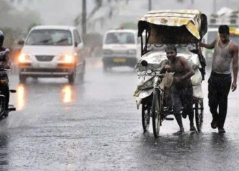 தமிழகத்தில் பல மாவட்டங்களுக்கு கனமழை எச்சரிக்கை – வானிலை ஆய்வு மையம் தகவல்