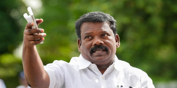 “டெல்லியில் முகத்தை மறைத்துக் கொண்டு சென்றவர்..” – எடப்பாடி பழனிசாமியை எதிர்த்து செல்வப்பெருந்தகை கண்டனம்