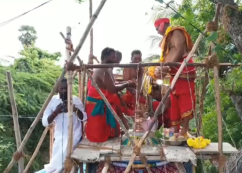 பாதரக்குடி கிராமத்தில் ஸ்ரீ சின்னமுத்து மாரியம்மன் ஆலயம் & சித்தி விநாயகர் ஆலய கும்பாபிஷேகம்