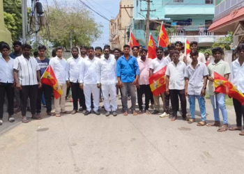 பூந்தமல்லி தொகுதியைச் சேர்ந்த நூற்றுக்கு மேற்பட்ட மாற்று கட்சியினர் த.வெ.க-வில் இணைந்தனர்